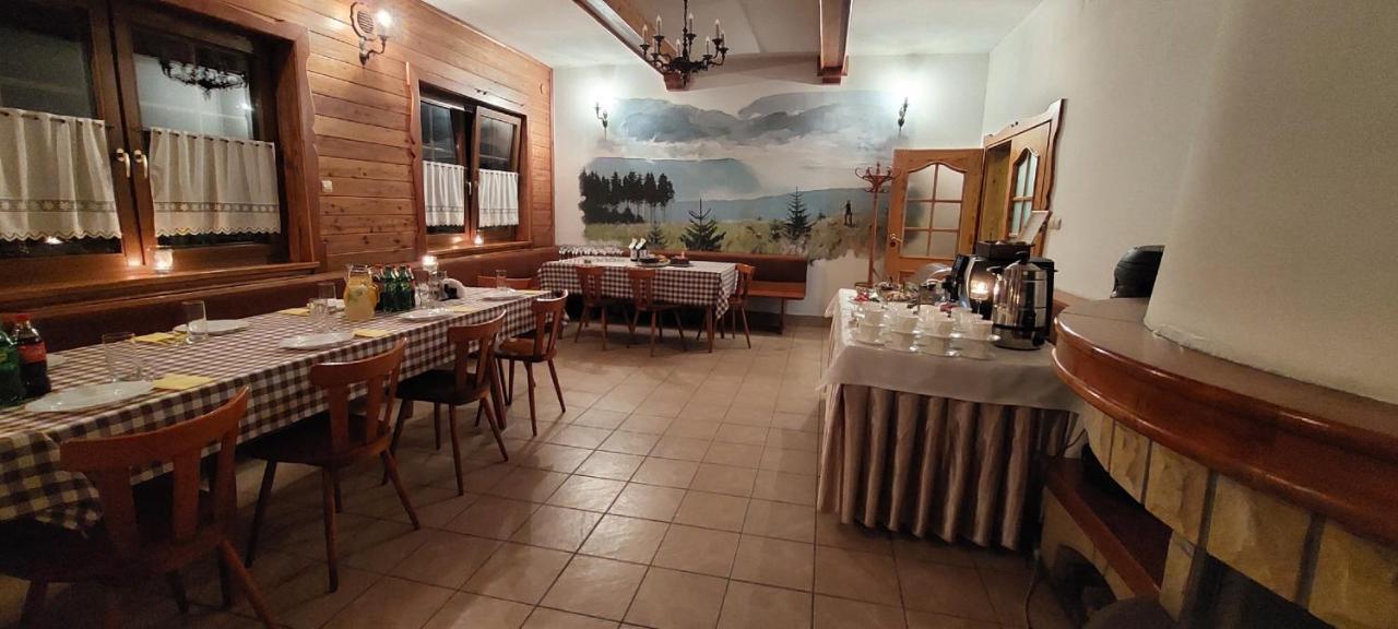 Skalny Dworek Brenna Buitenkant foto